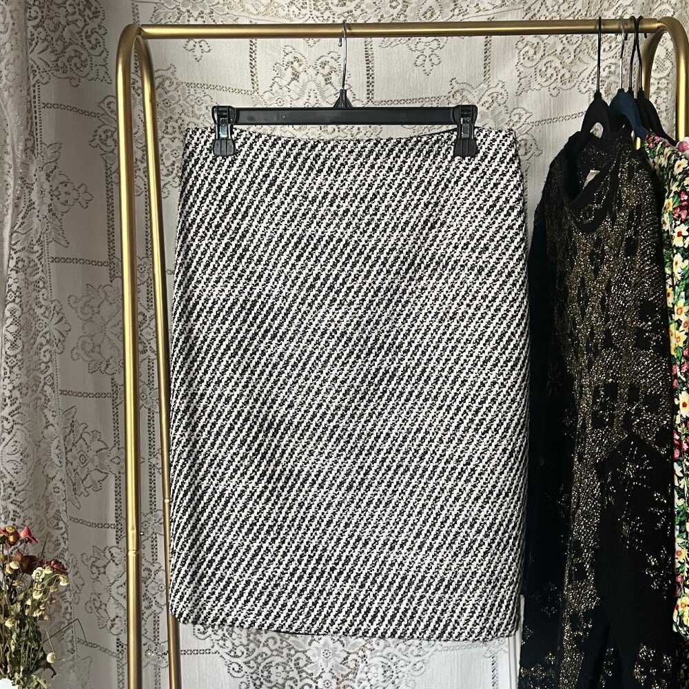 Ann Taylor Black and White Tweed Midi Modest Work Skirt - Size 4